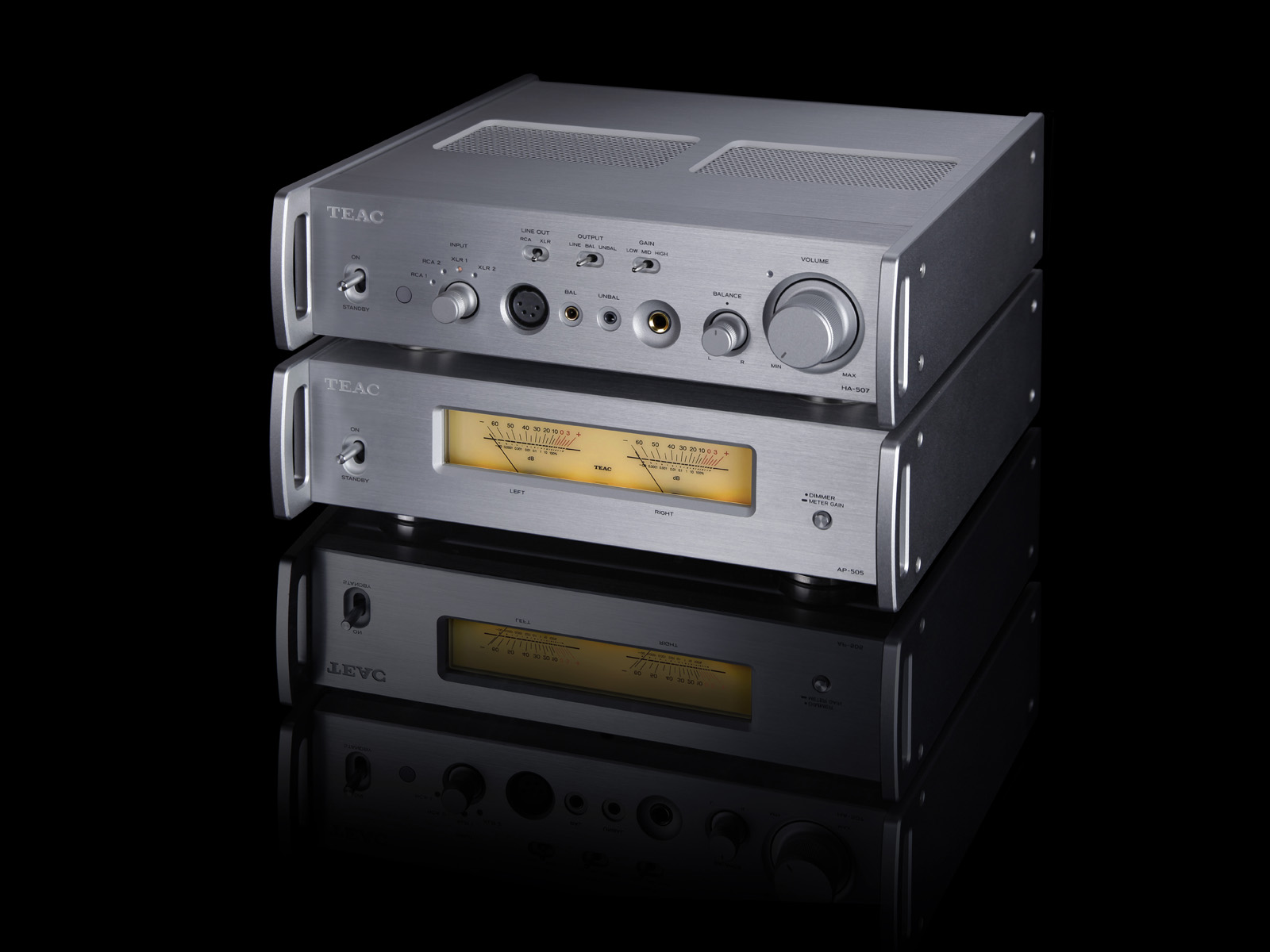 TEAC Launches the Reference 500 Series Pure Analog Headphone