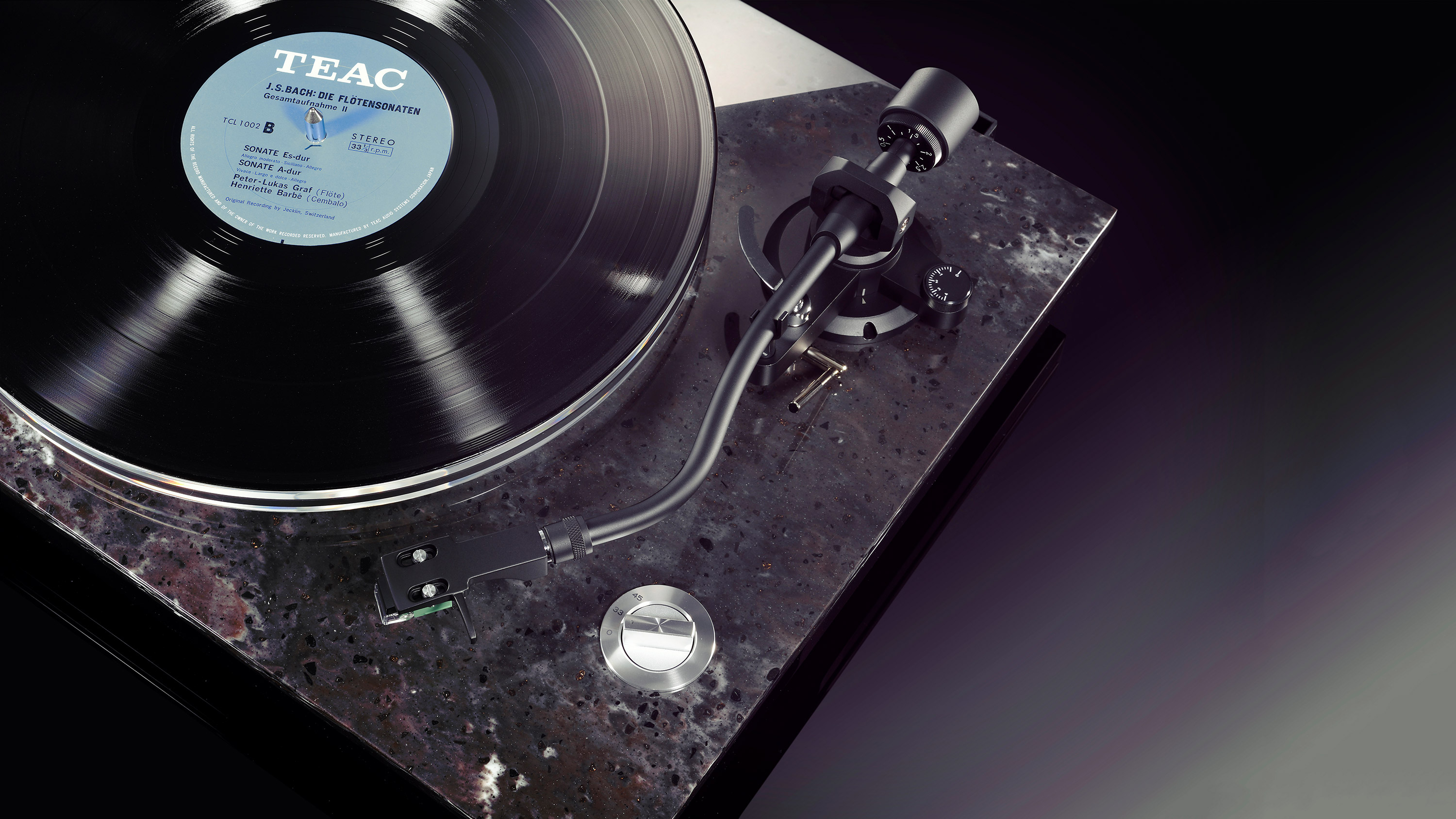TEAC CORPORATION | International Website